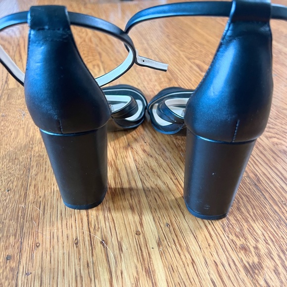 🆕 Nine West Black Strappy Sandal Heels - Picture 2 of 6